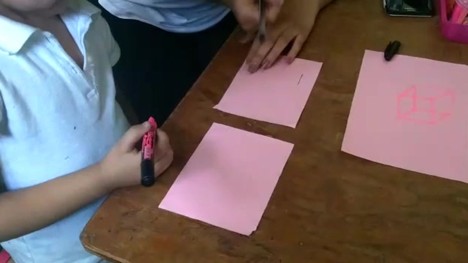 dibuja un cubo...